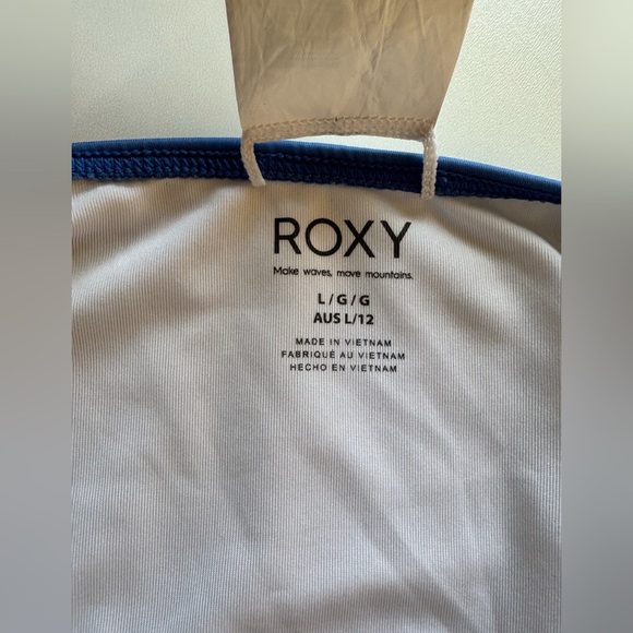 ROXY Pop Surf One Piece from the Pop Surf collection NWOT - Size Lrg Junior - Picture 9 of 11